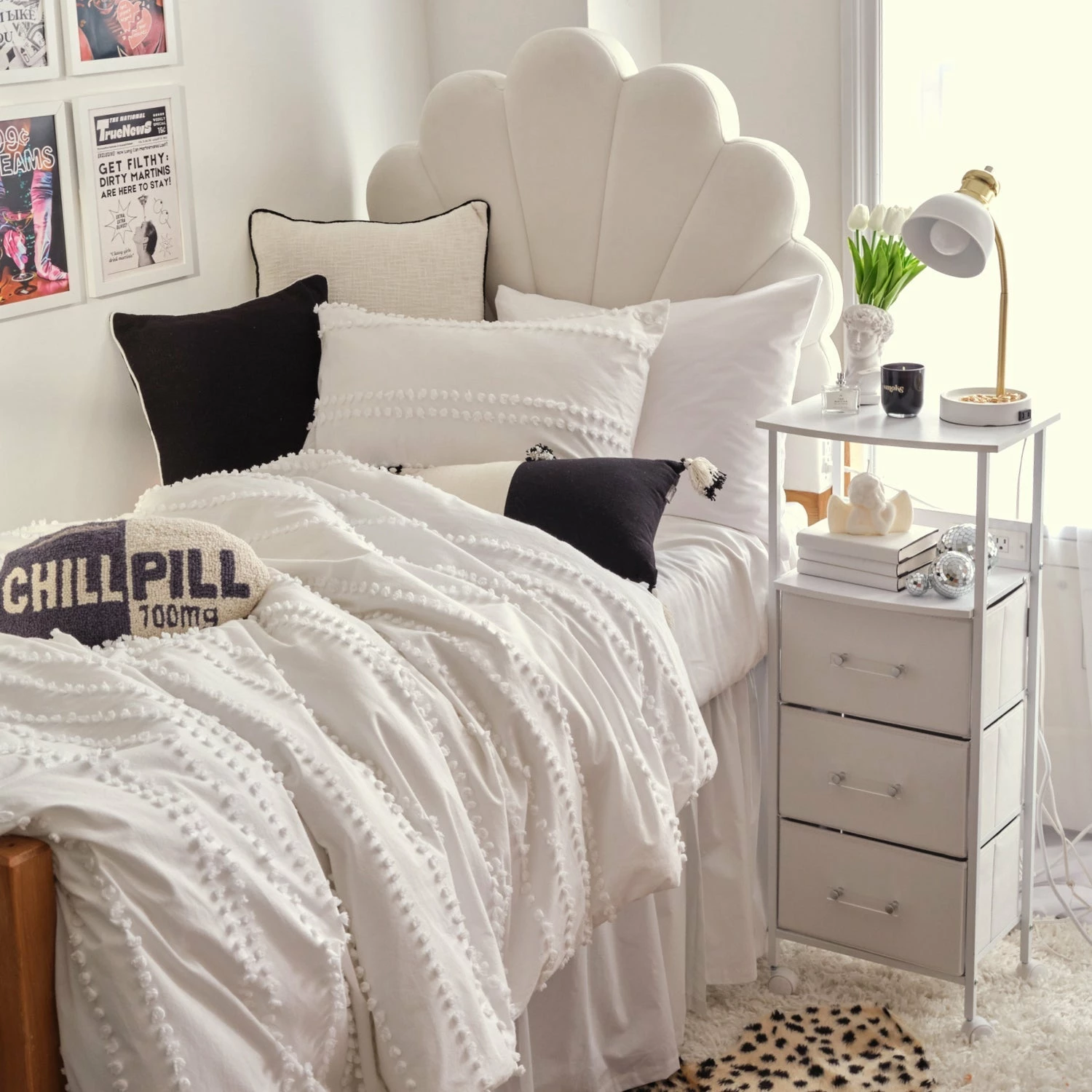 Sutton Charging 3-Drawer Cart On Wheels 14 Sutton Charging 3-Drawer Cart On Wheels - Image 12