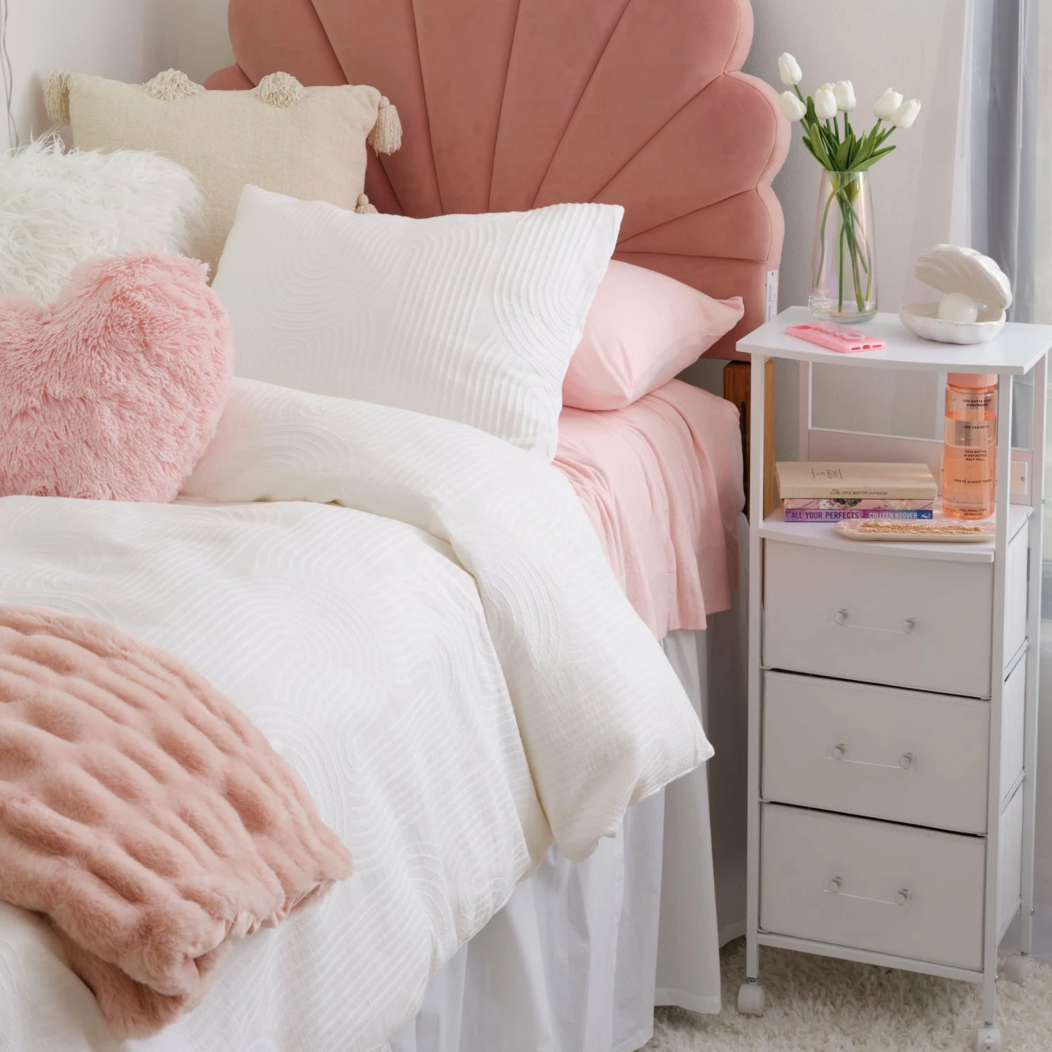 Sutton Charging 3-Drawer Cart On Wheels 21 Sutton Charging 3-Drawer Cart On Wheels - Image 19